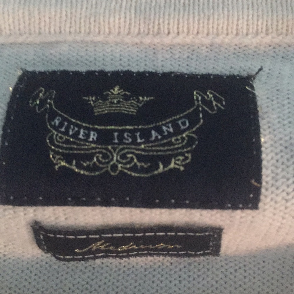 Sweater/Sweatshirt - Picture 2 of 3